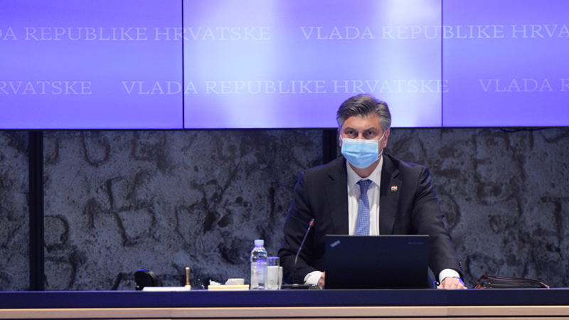 Plenković: Nema mjere koju Stožer može donijeti, a da je snažnija od osobne odgovornosti